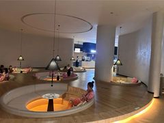 -涨巢·潮玩水疗局