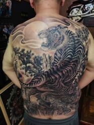 -龙刺堂纹身
