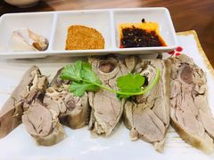 手抓羊肉-兰州-西固陈记牛肉面·烧烤(山阴路店)