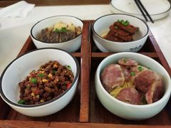 徽州四宝-徽镇小厨·经典徽菜(马连道店)