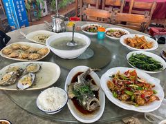 -四川小胡子海鲜(丁村万人海鲜广场店)