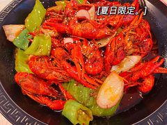 十三香小龙虾-金陵暴走小龙虾·迷踪蟹(凯德MALL店)