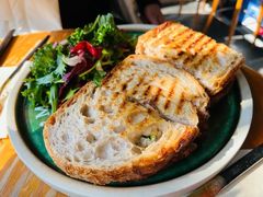 白乡村烤牛肉三明治-O'mills Sourdough Bakery&Bistro(永嘉路店)
