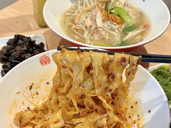 -鼎义丰功夫面(星光大道店)