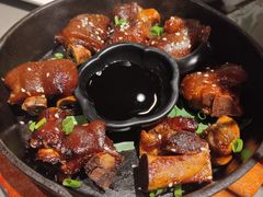 香辣烤猪蹄-云海肴·汽锅鸡·云南菜(高德置地店)
