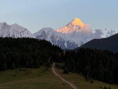 -贡嘎雪山