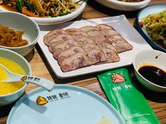 肘花-合合春饼·酱骨·东北菜(潘家园店)