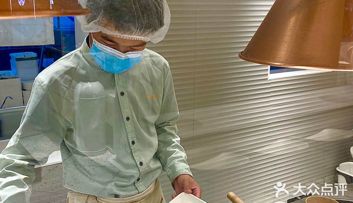 · 池奈已经蝉联大众必吃榜2年啦