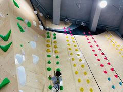 -ROCKPLUS攀岩馆(环宇城店)