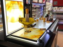 -日上免税店(三径路t3店)