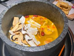 -野·大山里土鸡火锅(万科里店)