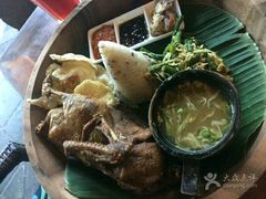 -Pundi Pundi Restaurant