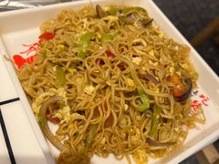 -喜悦小串丹东小黄牛海鲜烧烤大排档(民主广场店)