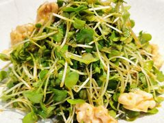 鲜核桃拌菜-申粤轩酒楼·三十年粤菜经典(丁香花园店)