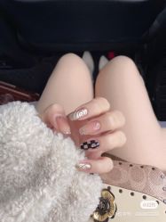 -妙睫屋日式美甲美睫