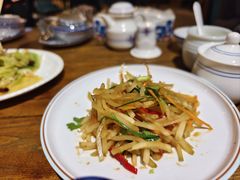 -蒙亨·阿木图赛(乌兰察布天恒广场店)