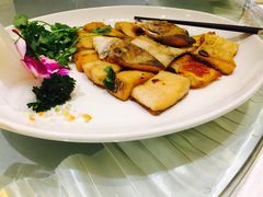 -榕树下海鲜馆(坪山路店)