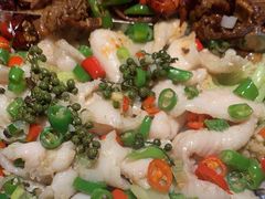 -小鱼小牛·鱼牛干锅·脆鱼火锅(世欧广场店)