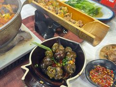 -刘姐啤酒鱼民族演艺餐厅(西街总店)