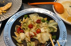 Lotus Pond Stir-fried Frog with Sauce