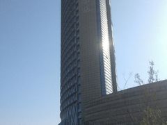 门面-凤冠假日酒店自助餐