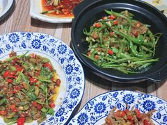 -三湘四水正宗湘菜(君峰路店)