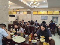-方中山胡辣汤(顺河路店)