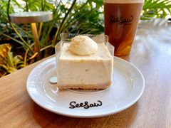 菠萝燕麦蛋糕-Seesaw Coffee(朝阳大悦城店)