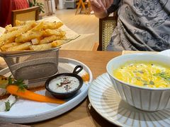 -Mark&Mars Restaurant
