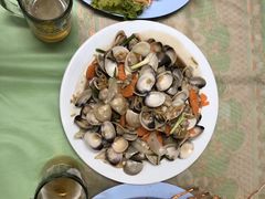 -Dang restaurant (patong phuket)