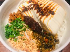 德胜桥豆花米线-云海肴·汽锅鸡·云南菜(领展购物广场·中关村店)