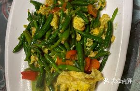 Cucumber Blossom Stir-fried with Free-range Eggs