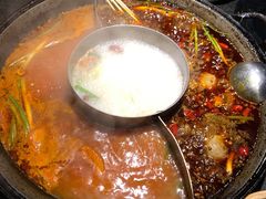 -渝涯重庆豆花老火锅(中赢国际店)