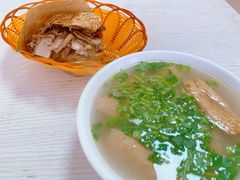 -洪峰浩老北京烧饼夹肉(角门路店)