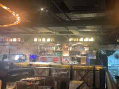 -麦凯伦烧烤·精酿超级工厂店(金桥总店)