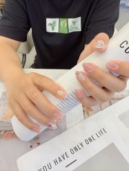 -七彩虹美甲美睫 半永久