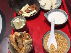 草原恋-九十九顶毡房(阜石路店)