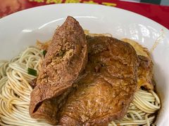招牌辣肉干拌面-辣肉面大王(天平路店)