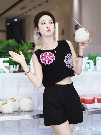 听说西双版纳本地人都爱吃十年老店菌森林