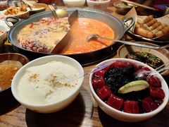 -萍姐火锅·公路夜市(武汉首店)