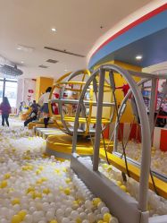 -乐多星球潮玩中心(沈阳嘉里城店)