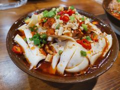 冒黄喉-楚媚娘炭火蛙锅(宽厚里店)