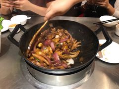 -胡须佬鸡煲四季火锅店(石厦西村直营店)