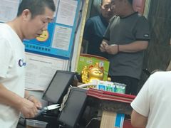 -东北四季饺子王(华山路店)