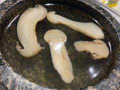 泉水松茸-马仕玖煲·融合菜·酥不腻烤鸭(人大店)