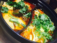 鸳鸯米线-线人米线(桂林路店)