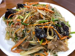 -亲昵春川鸡排(韩国美食街店)