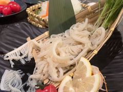 -湊湊火锅·茶憩(打浦桥日月光店)