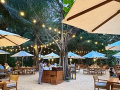 -三亚艾迪逊酒店·海滩烧烤 BARBACOA·现场乐队·浪漫晚餐·烧烤海鲜
