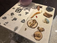 -半山腰·云南菜(侨福芳草地店)